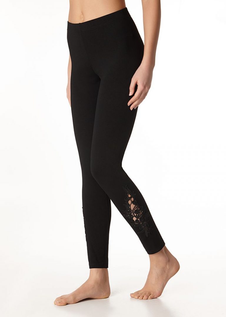 Lululemon On The Fly Pants Duped Definition
