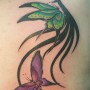 Tatuaggio colorato fenice e farfalla