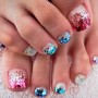 Idea scintillante nail art piedi