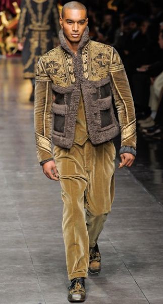 Completo con mantella uomo Dolce&Gabbana inverno 2012 2013