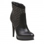 Ankle boot Bata con plateau prezzo 119 euro