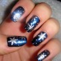 Nail art natalizie Blu e argento