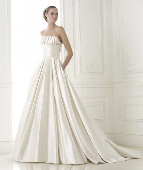 Abito da sposa con tasche 2015 mod Bernadette Pronovias