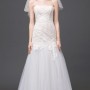 Abito da sposa con corpetto a vita bassa in pizzo e tulle 2015 mod Mizar