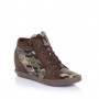 Sneakers stampa camouflage Guess inverno 2014 2015 prezzo 155 euro