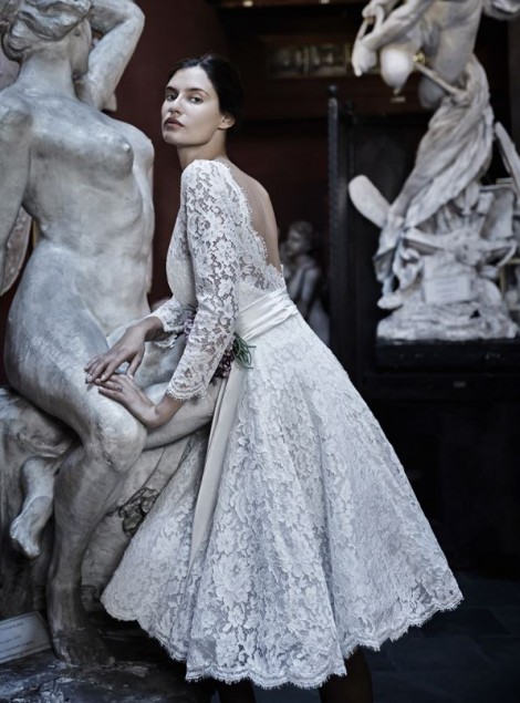 Abito da sposa corto in pizzo 2015 collezione Alessandro Angelozzi mod Yucca