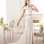 Abito da sposa scivolato in pizzo con spacco frontale Pronovias mod Yanguas