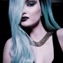 Capelli lunghi azzurro ghiaccio moda inverno 2017