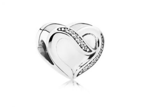 Charm Nastro Amore Pandora per San Valentino 2017