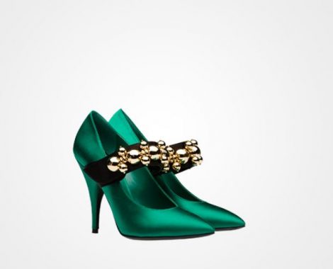 Scarpe maryjane Prada in raso verde prezzo 850 euro