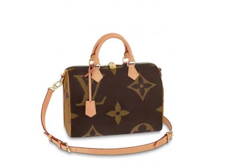 Nuovo bauletto Speedy Bandouliere 30 collezione inverno 2020 470x329 - Borsa bauletto Speedy 30 Louis Vuitton: Prezzi e nuove versioni