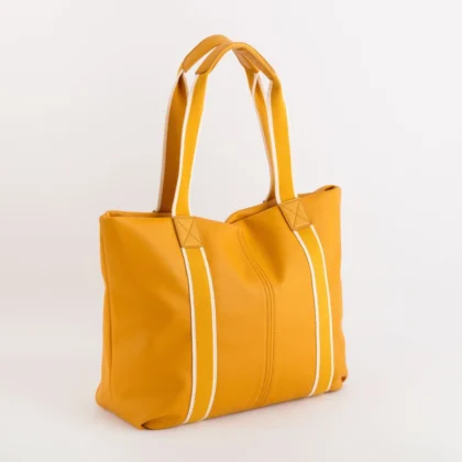 Shopping bag Carpisa modello Ginestra 2023 420x420 - Borse Carpisa Collezione Primavera Estate 2023