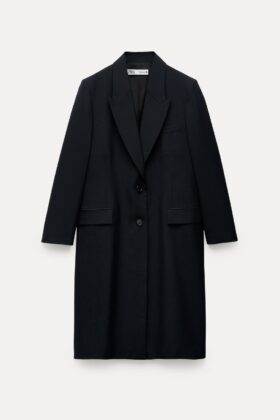 Cappotto nero a due bottoni