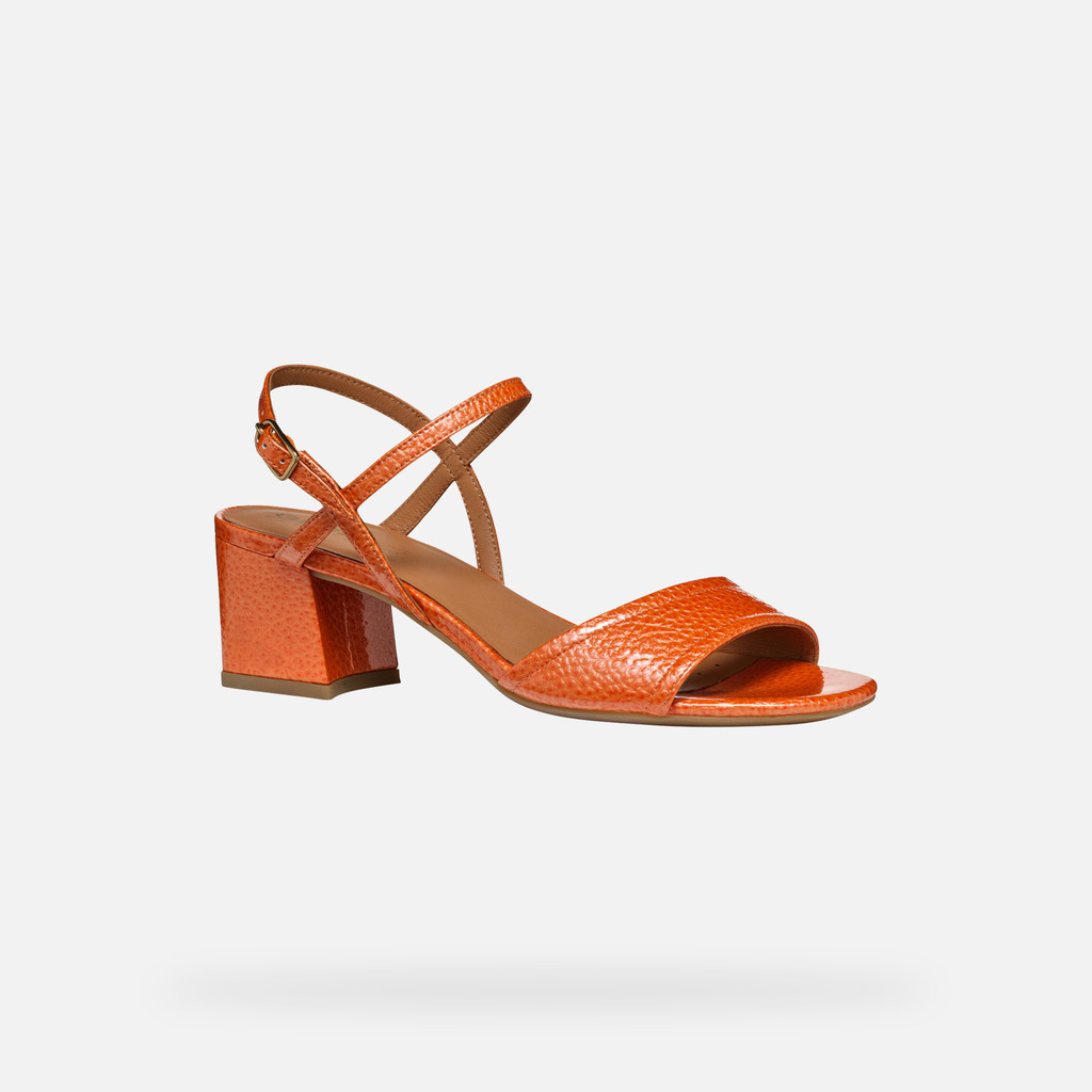 Sandalo in vernice arancione Geox